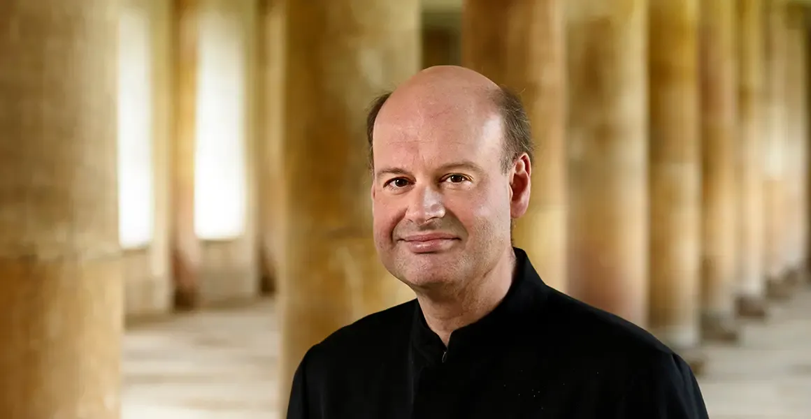 Portrait of Stephen Layton
